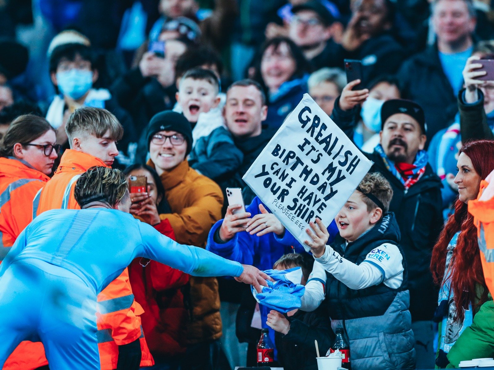 位表现的一 位表现的一